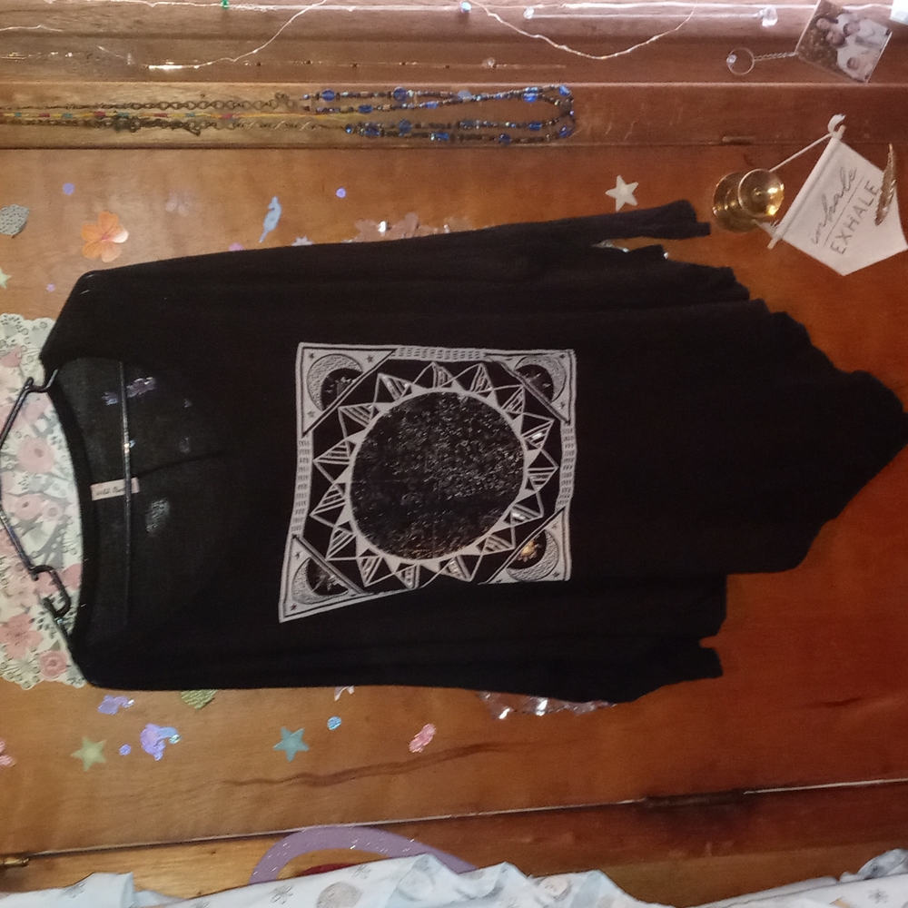 Wild rose loose moon shirt